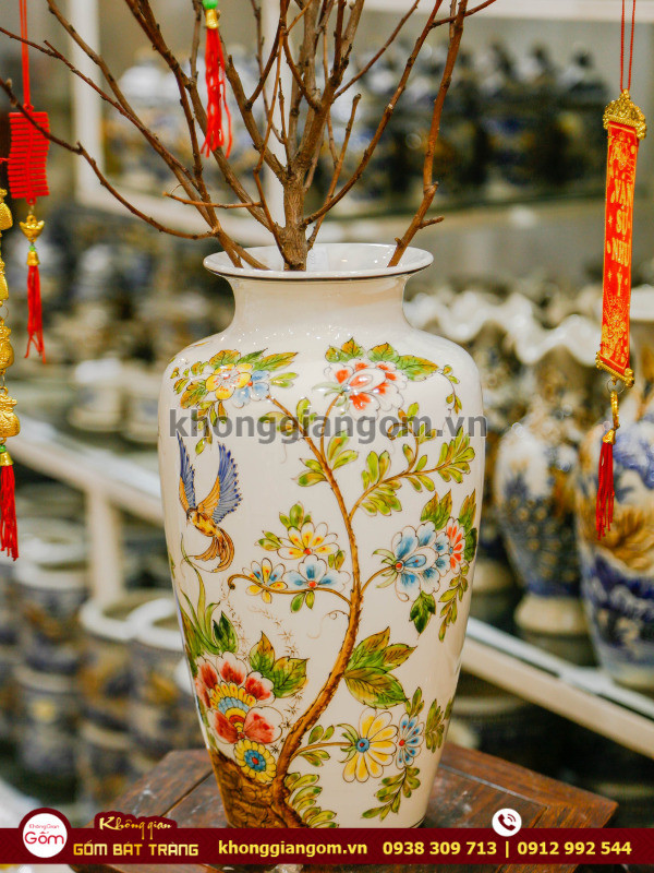 Bình gốm sứ Bát Tràng họa tiết vẽ tay tinh xảo cắm hoa lan bàn thờ
