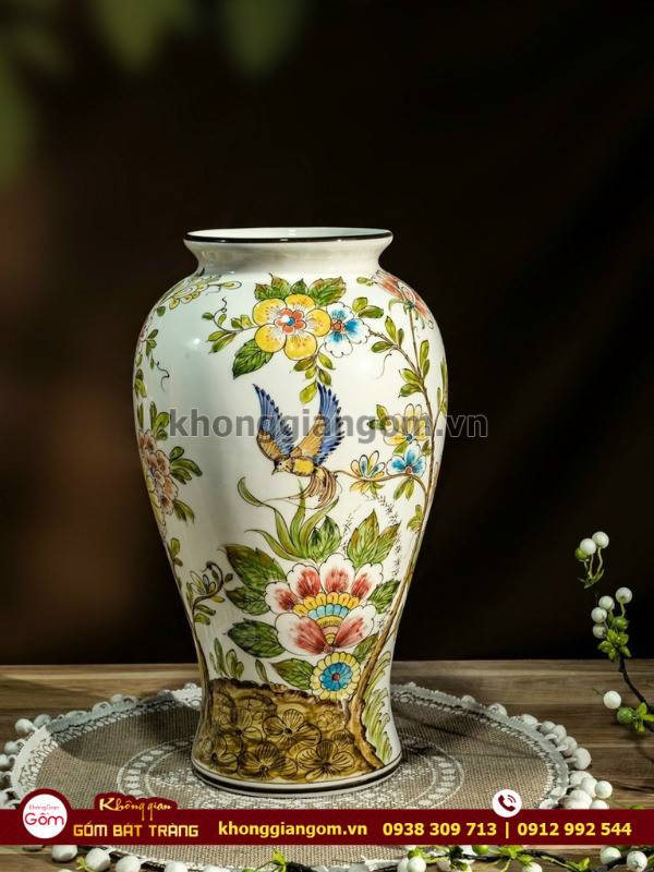 Bình hoa gốm sứ Bát Tràng vẽ tay nghệ thuật cắm lan sang trọng