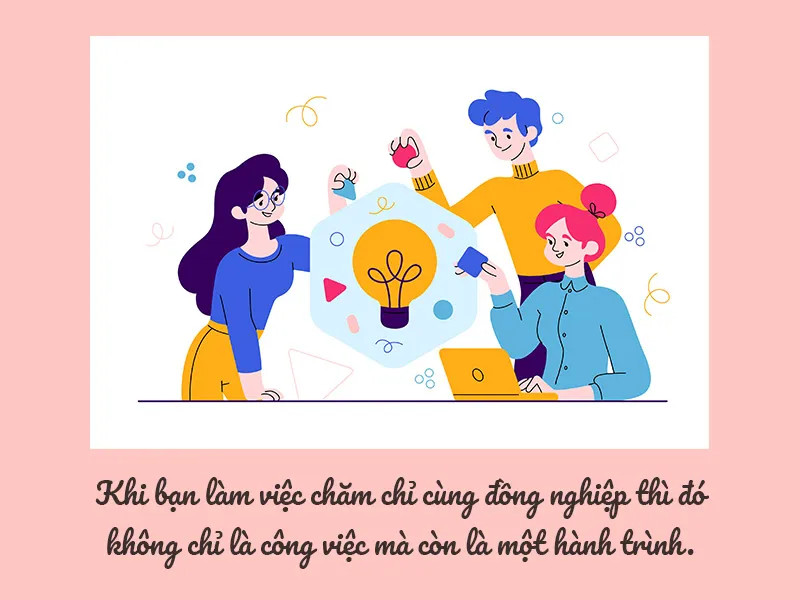 Đồng nghiệp nữ trao quà cho nhau tại văn phòng