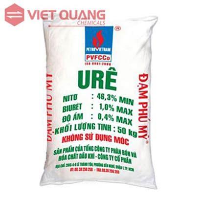 Những hạt phân ure trắng tinh cung cấp đạm thiết yếu, giúp cây xanh tốt và phát triển mạnh mẽ